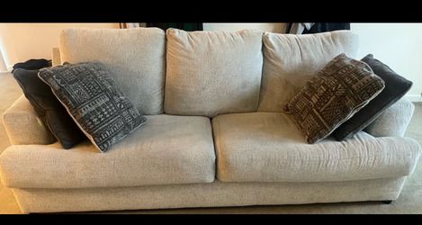 Soletren Sofa