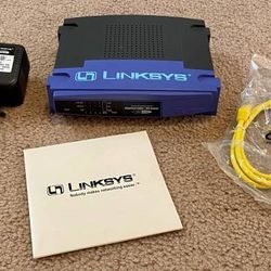 Working Linksys Etherfast Router With 4 Port And AC Adapter Cable BEFSR41 v.2 With CD Included