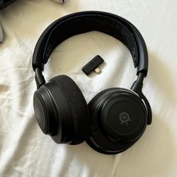 Steel Series Arctis Nova 5 Wireless