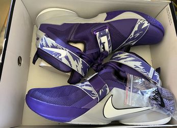 Nike LeBron James soldier IX basketball shoes NEW IN BOX