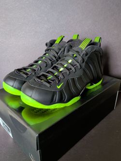Nike Basketball Air Foamposite One Black Volt-Men's Size 13