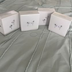 AirPods Pro (2nd generation) with MagSafe Case (USB‑C) 