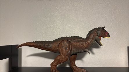 Jurassic World Control 'N Conquer Carnotaurus Toro Camp Cretaceous