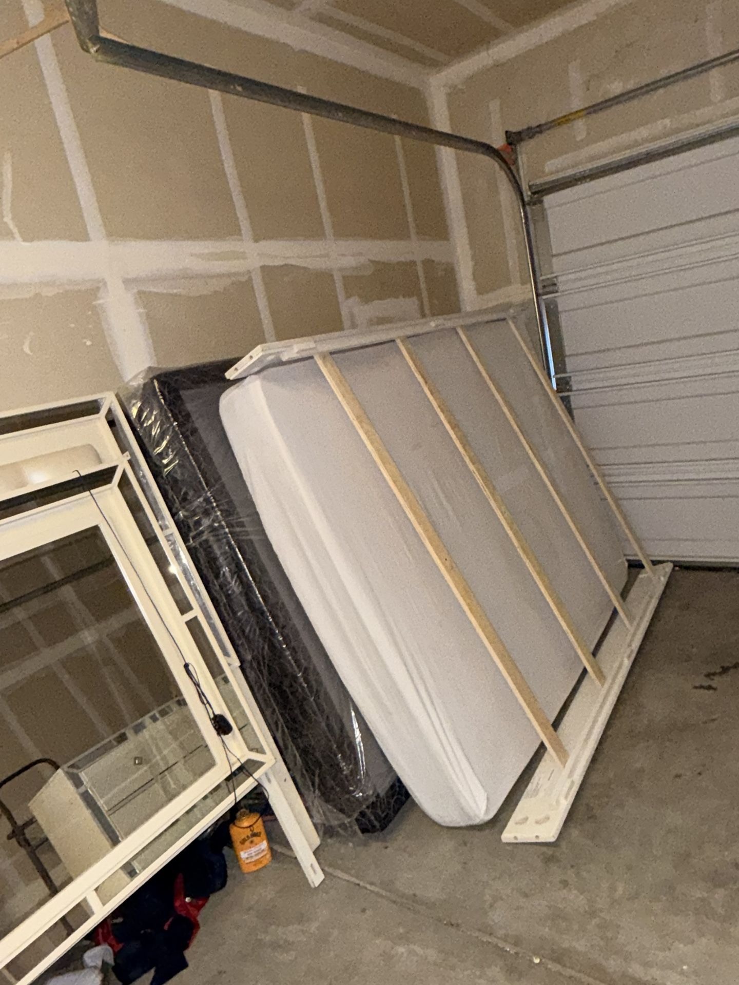 Bedroom Set With Mattress & Box Spring 