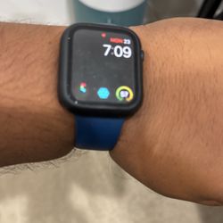 Apple Watch SE 2nd GEN 44MM WiFi Only