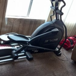 Sole Elliptical E25