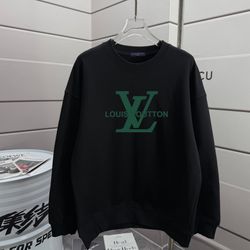 New Black Sweatshirt