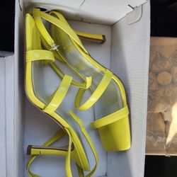 Size 9 Heels 2 For $30