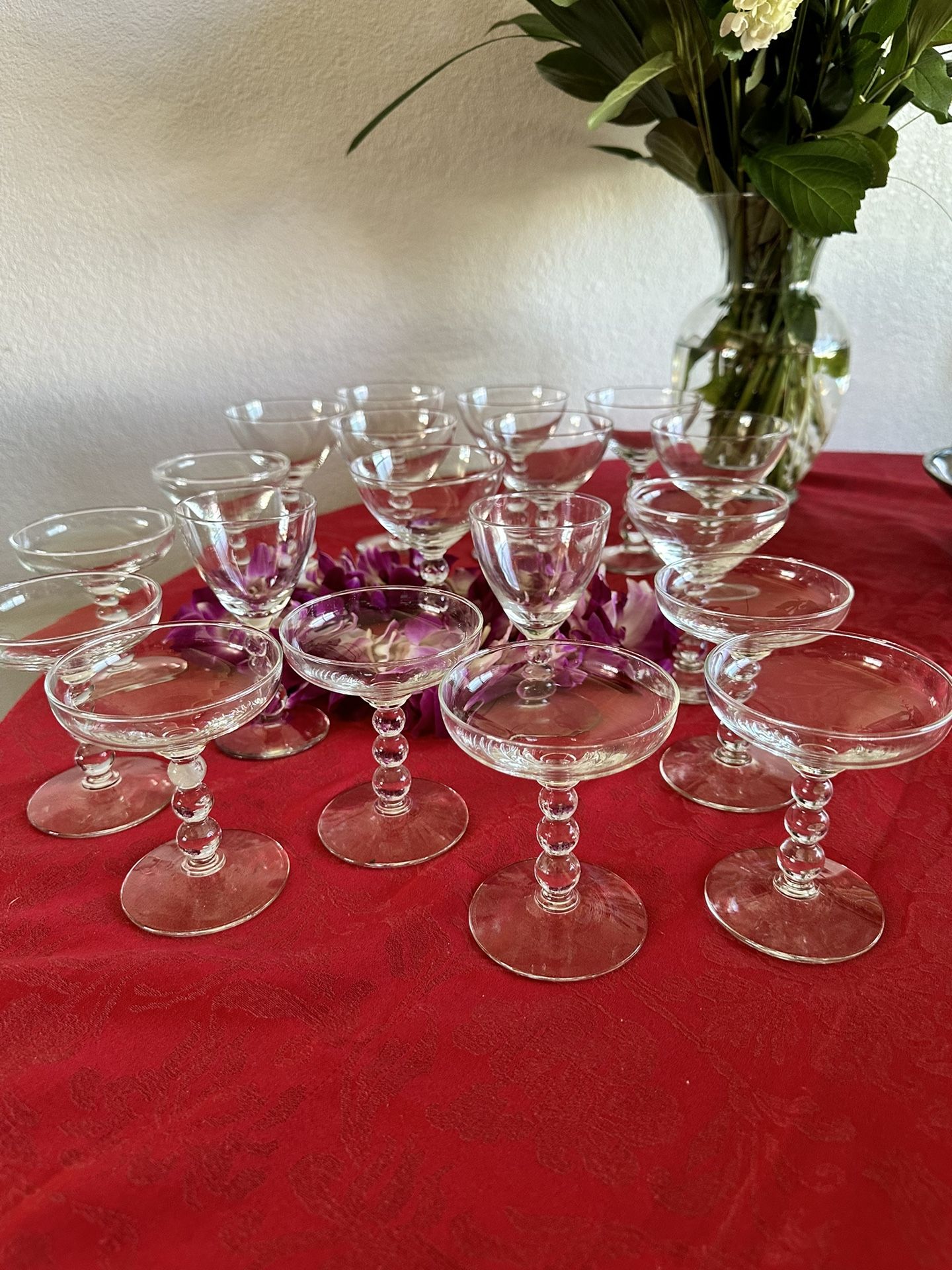 Very nice crystal glasses, champagne, different sizes