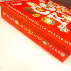 PEANUTS SNOOPY Japanese christmas Hokkaido cookies tin.