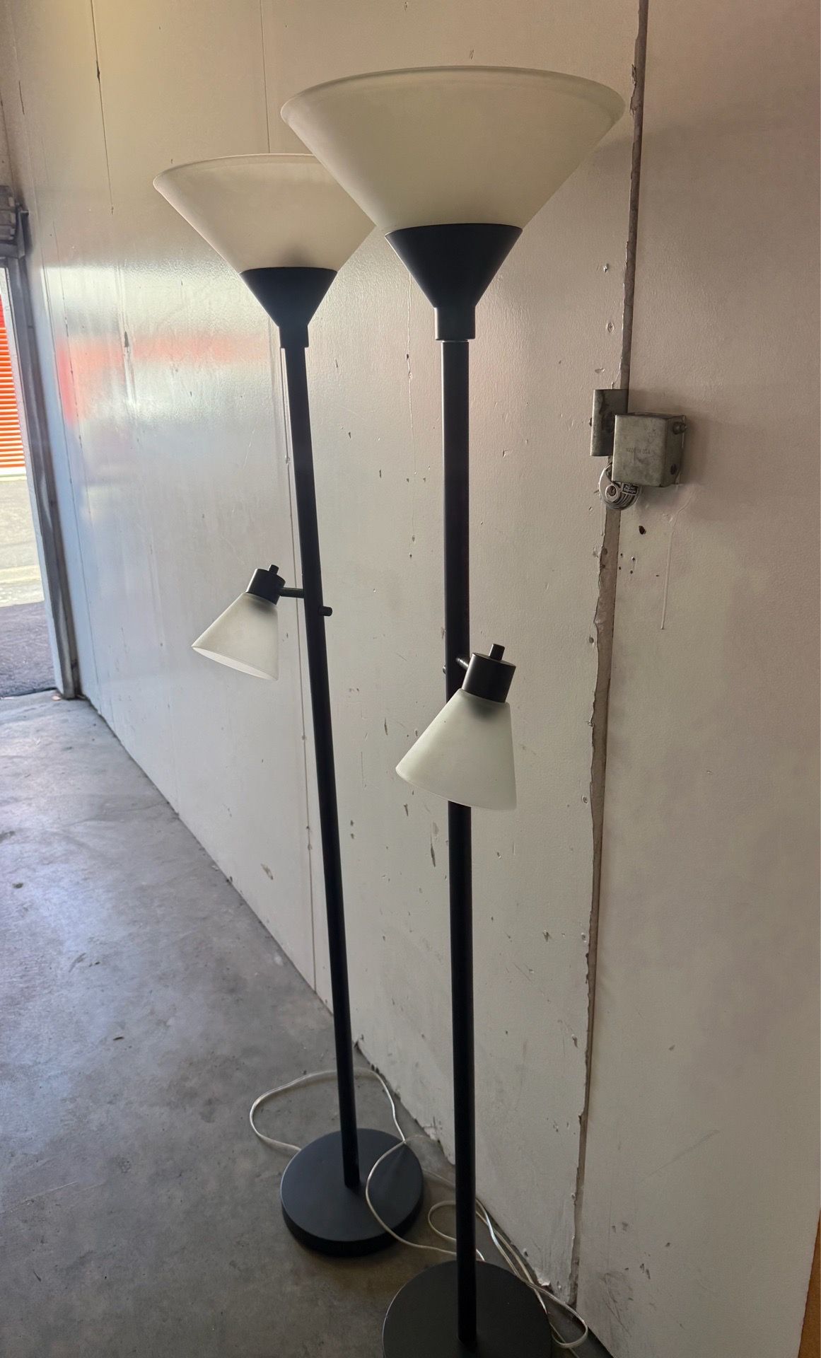Modern floor lamp set