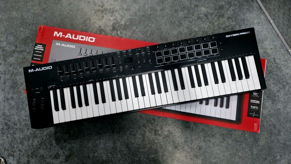 M-Audio Oxygen Pro 61 Keyboard Controller/Pedal