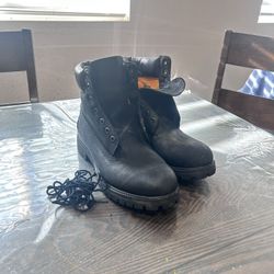 Black Timberland Boots