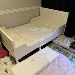 Ikea SUNDVIK kid Extend bed frame with base and mattress