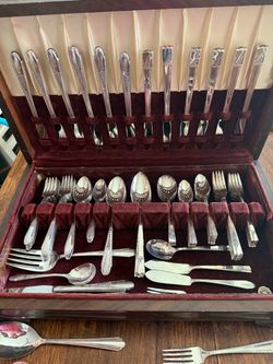 93 Piece Wm. A. Rogers  And A1 Plus Silverplate Floral Flatware Mixed Set