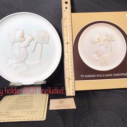 Precious Moments Plate #101834 Annual 1986 Edition of the Christmas Love Series “I’m Sending You A White Christmas”