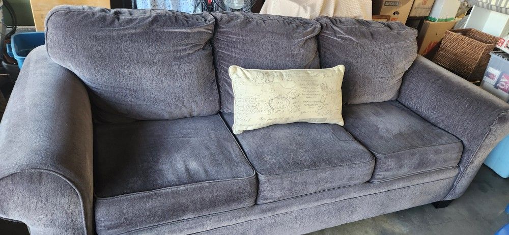 Free Sofa