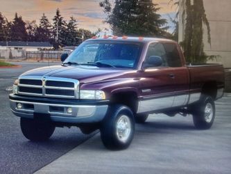 SLT 2001 Dodge Ram 2500HD
