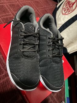 Black Mesh Low-Top Sneakers 11 M