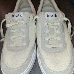 Kizik Shoes Mens Size 9.5 Women's Size 11 Off White Slip-On Sneakers 
