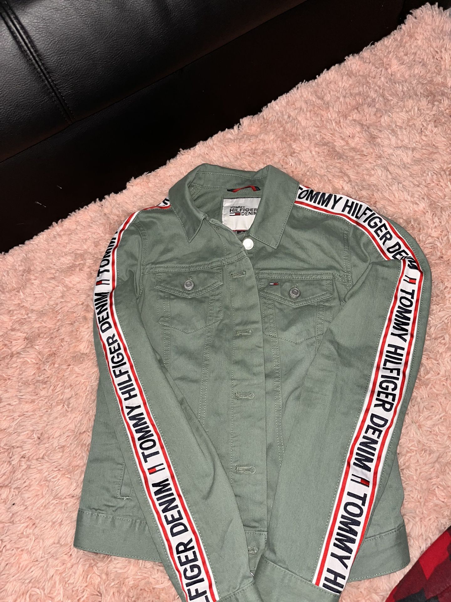 Tommy Hilfiger Jean Jacket Size Small