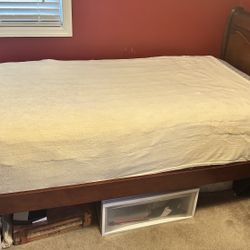 Twin Sleigh Bed and Dressers