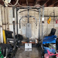 Squat Rack Station And Lat  Pull Down