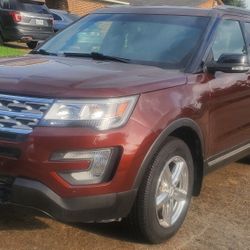 2016 Ford Explorer 