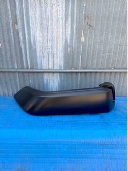 2018 2019 2020 2021 2022 2023 2024 Jeep Wrangler JL Sport Front Left Driver Side Fender Wheel Flare Black OEM (ORIGINAL)