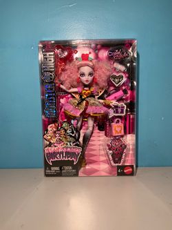 Monster High Scary Sweet Birthday Cupid Asteria