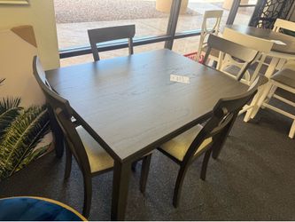 Dining set