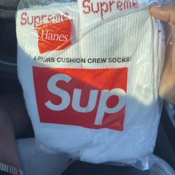 Supreme Socks 