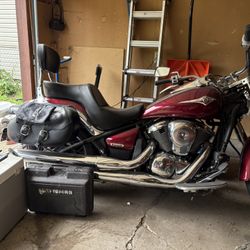 2009 Kawasaki Vulcan 900.