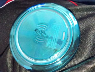 Teal Circular Wireless Charging Pad – For Smartphones