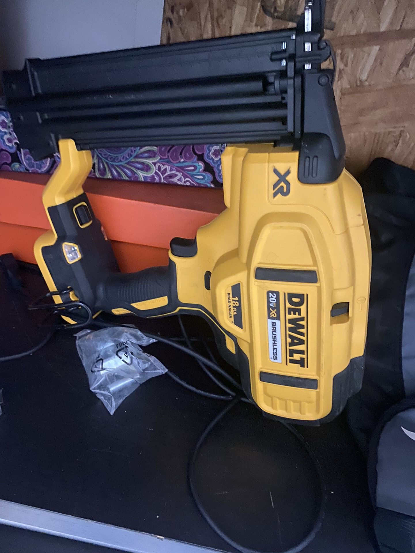 Dewalt Nail Gun for Sale in Marina Del Rey, CA OfferUp