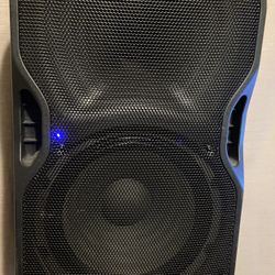 Alto TS112A powered speaker