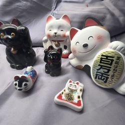 Oriental Cats Figurines 