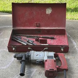 Milwaukee Rotary Hammer