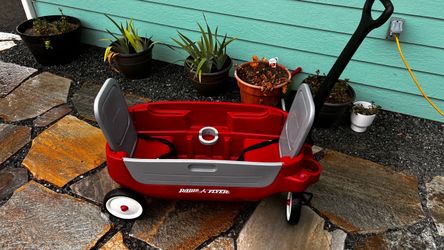 Radio Flyer Red Kids Wagon with Seats