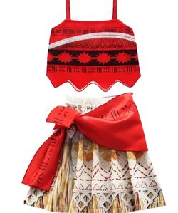 Moana costume skirt, crop top and sash. Size 140(10)