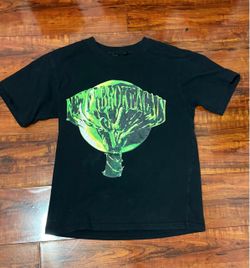 Vlone green and black young boy  shirt size S