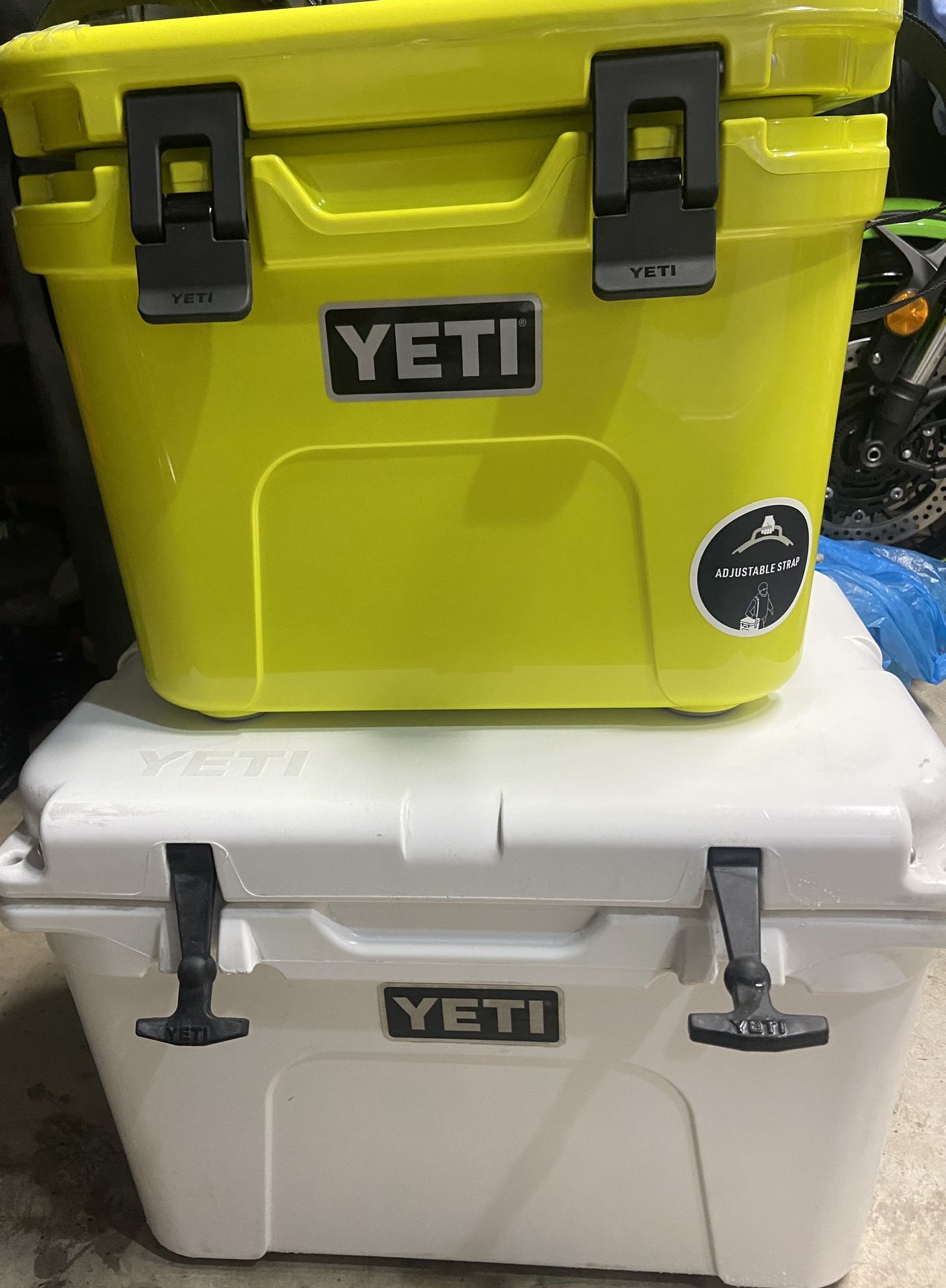 YETI  Coolers (please READ description)