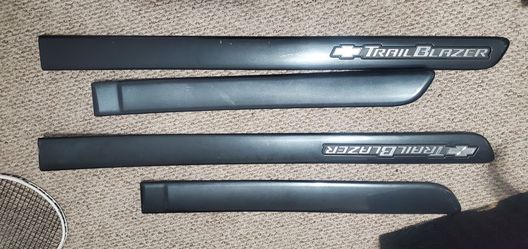 2004 chevy blazer sides strips and roof rack