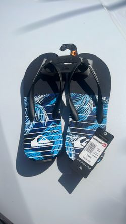 Size 13 Quick silver men’s flip flops