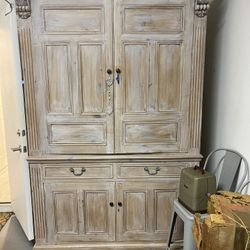 Armoire