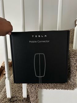 Tesla Mobile Connector Gen 3