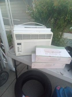 Air-conditioning  blows cold runs great