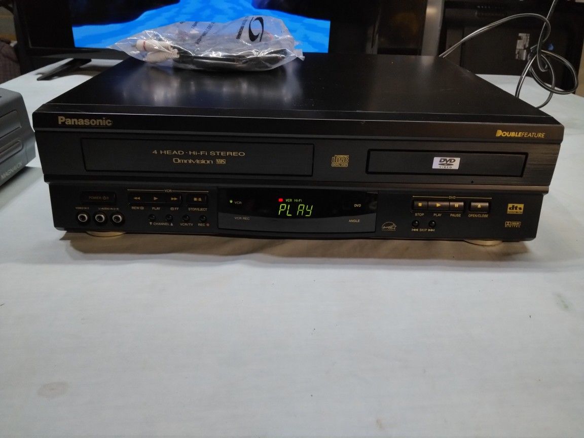 PANASONIC HI-FI DVD CD AND VHS PLAYER/RECORDER