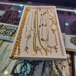 Chains (Gold Glitter)