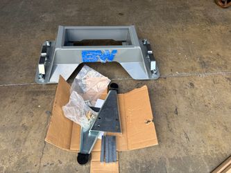 B&W RVK3300 Companion 20K Fifth Wheel Hitch Base for Ford Puck System